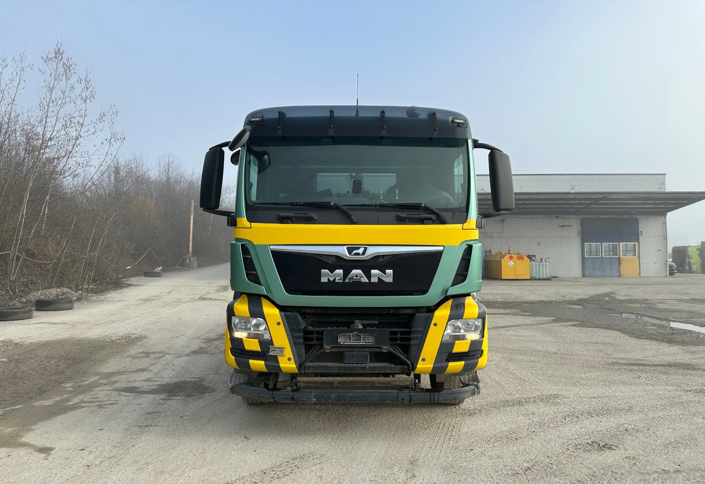 MOTO6625_2839709 vehicle image