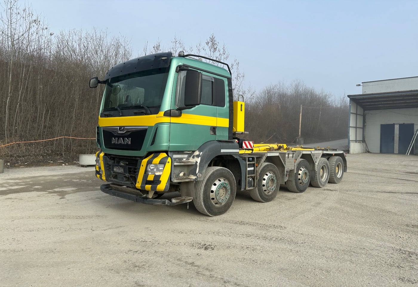 MOTO6625_2839709 vehicle image