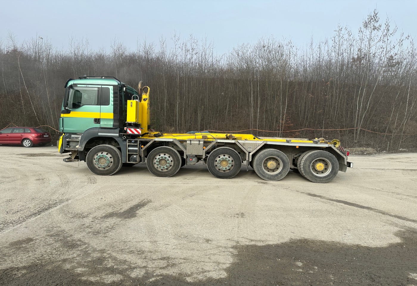 MOTO6625_2839709 vehicle image