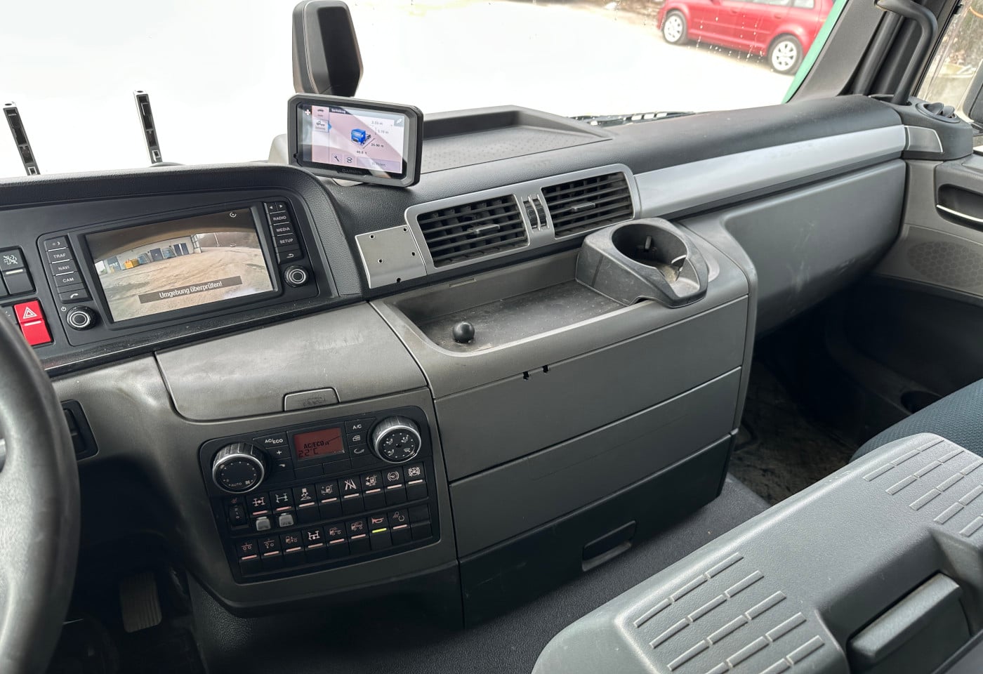 MOTO6625_2839707 vehicle image