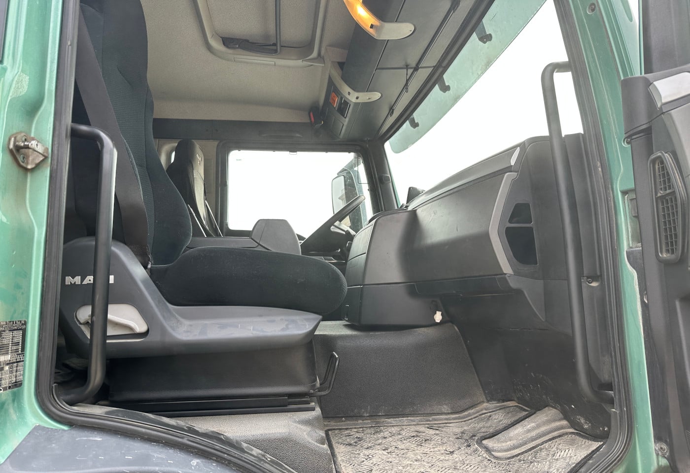 MOTO6625_2839707 vehicle image