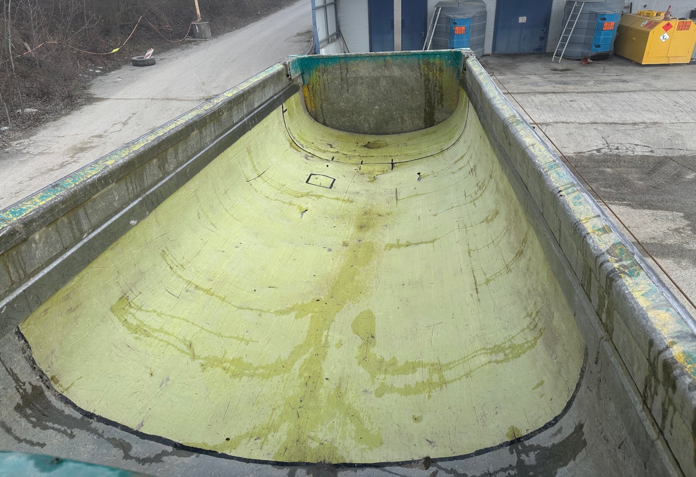 MOTO6625_2840045 vehicle image