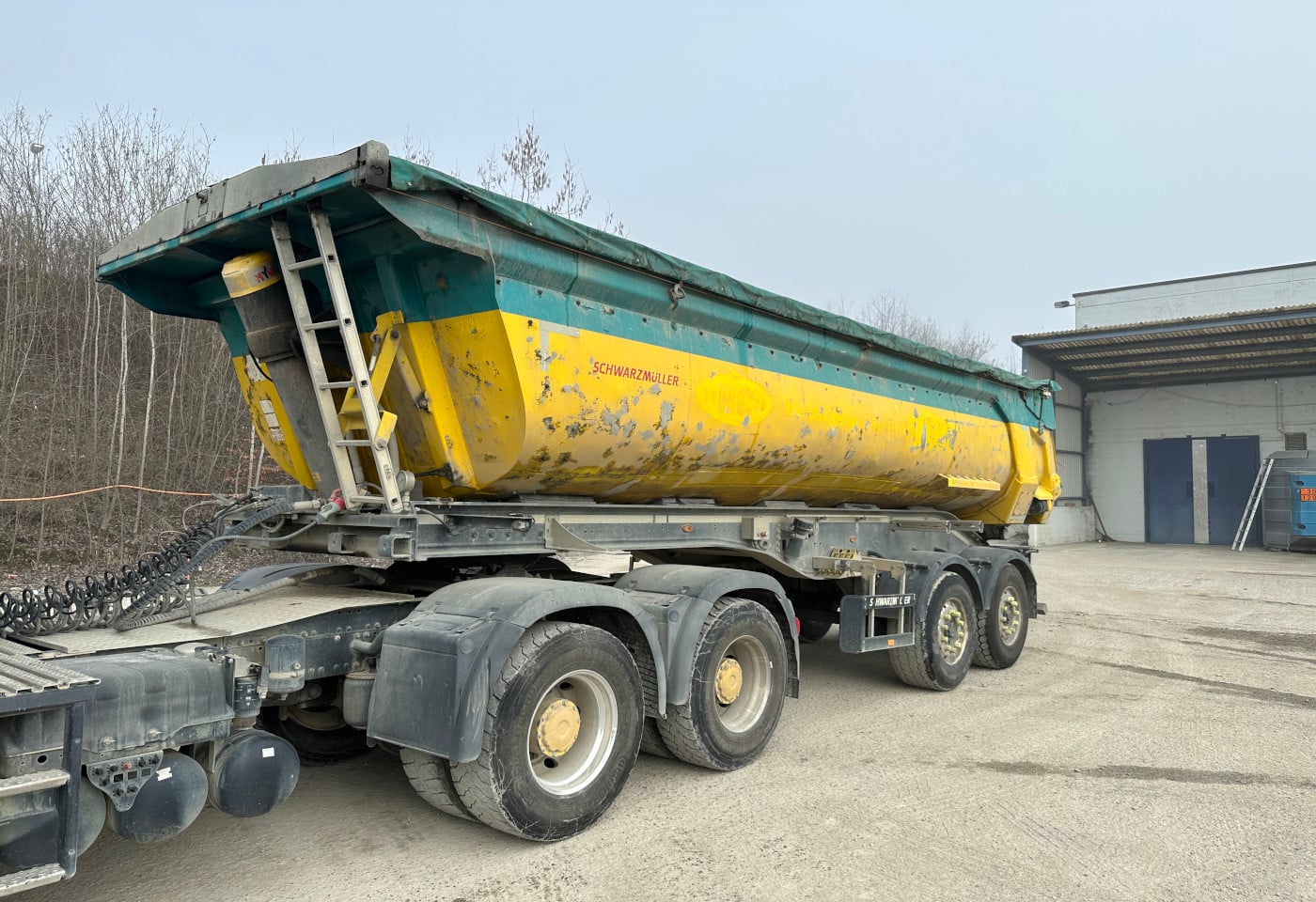 MOTO6625_2840045 vehicle image