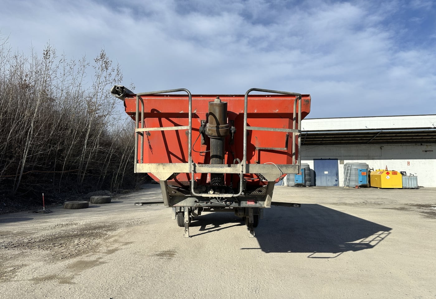 MOTO6625_2853137 vehicle image