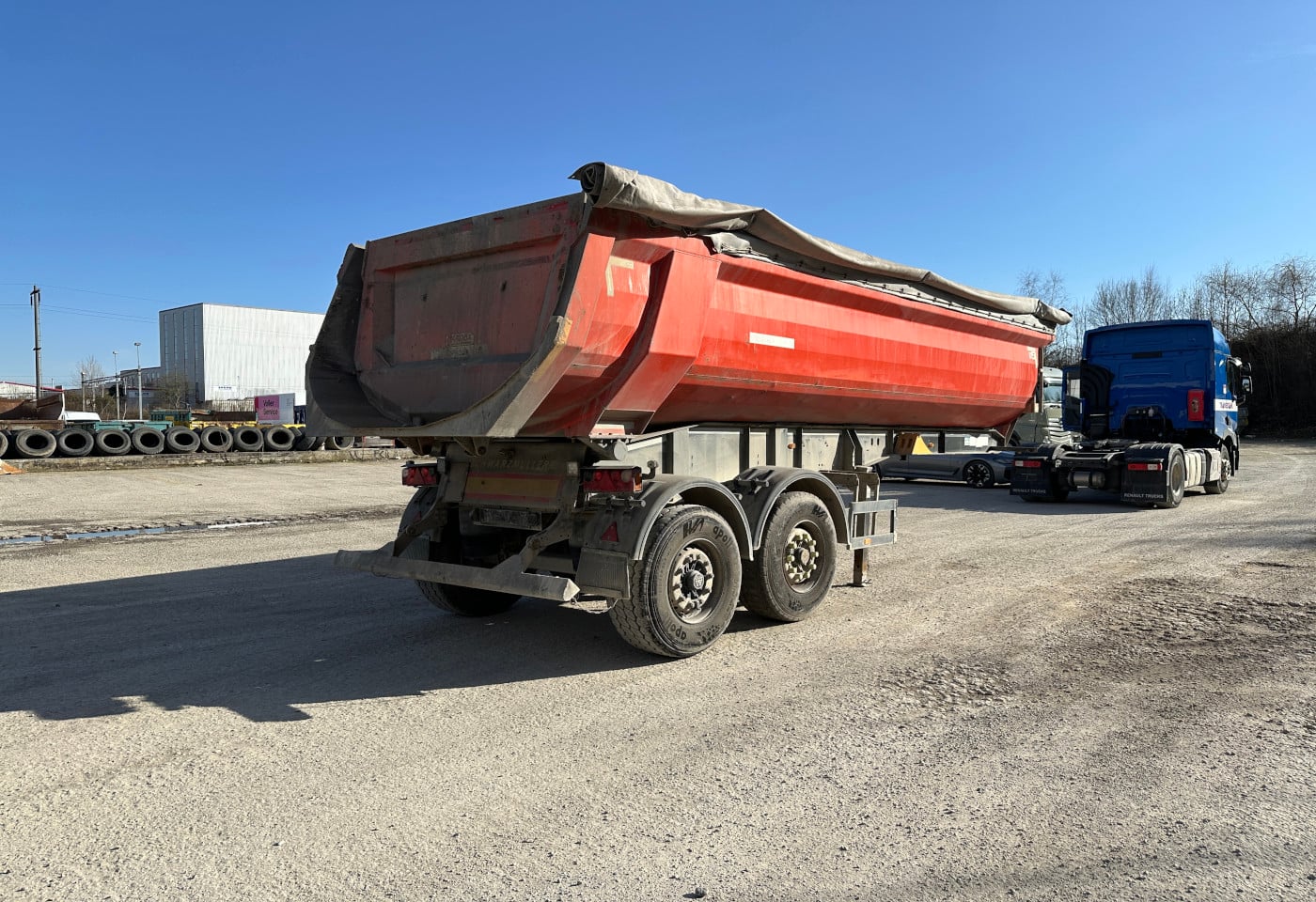 MOTO6625_2853137 vehicle image