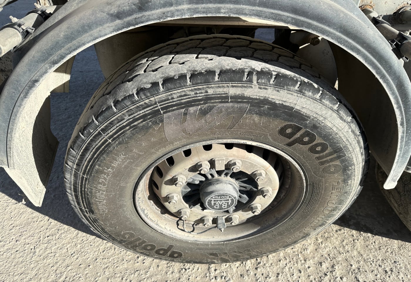 MOTO6625_2853137 vehicle image