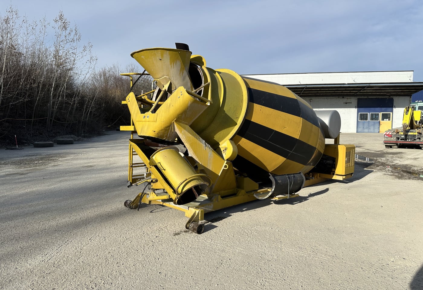 MOTO6625_2841448 vehicle image