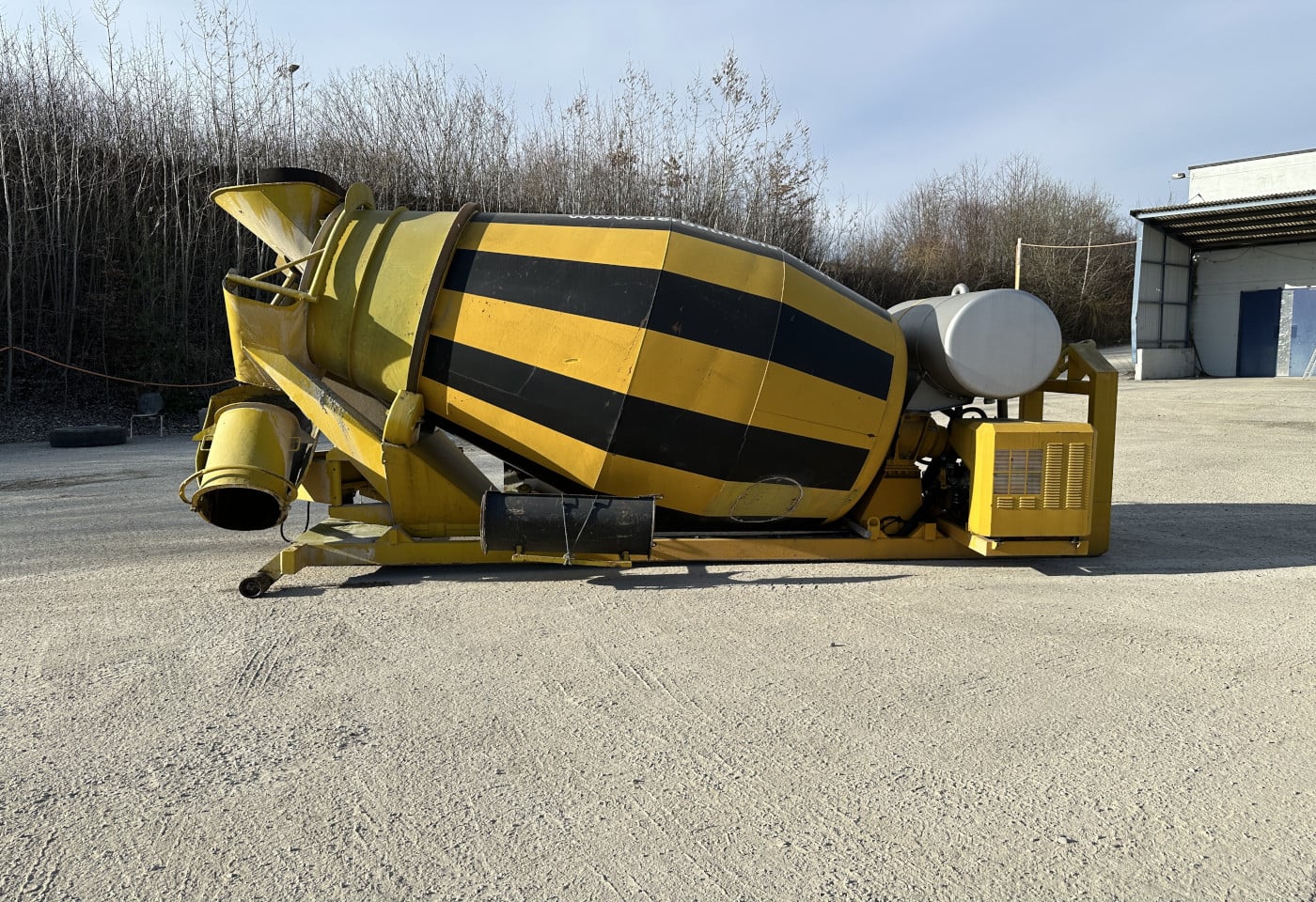 MOTO6625_2841448 vehicle image