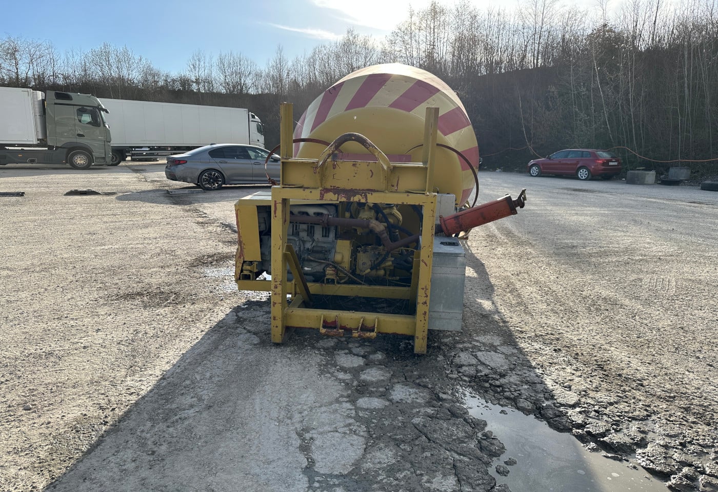 MOTO6625_2839711 vehicle image