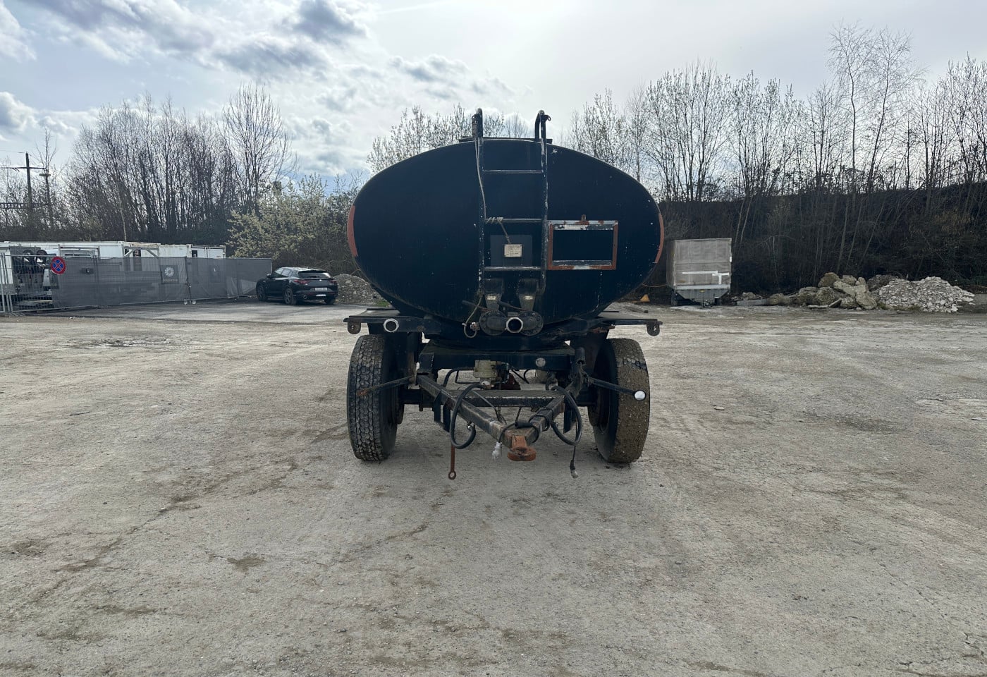 MOTO6625_2853606 vehicle image