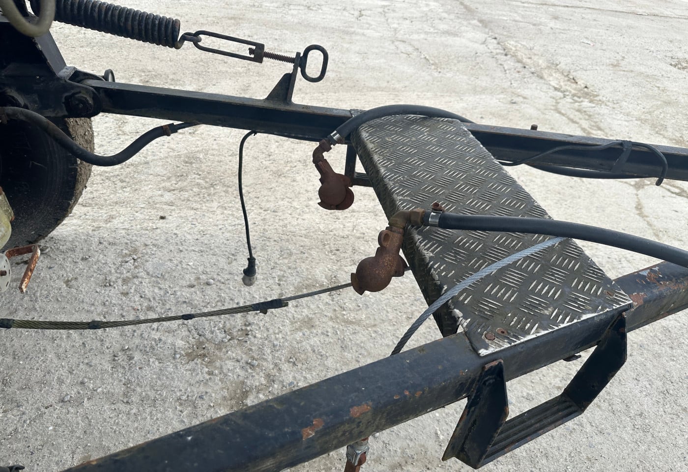 MOTO6625_2853606 vehicle image