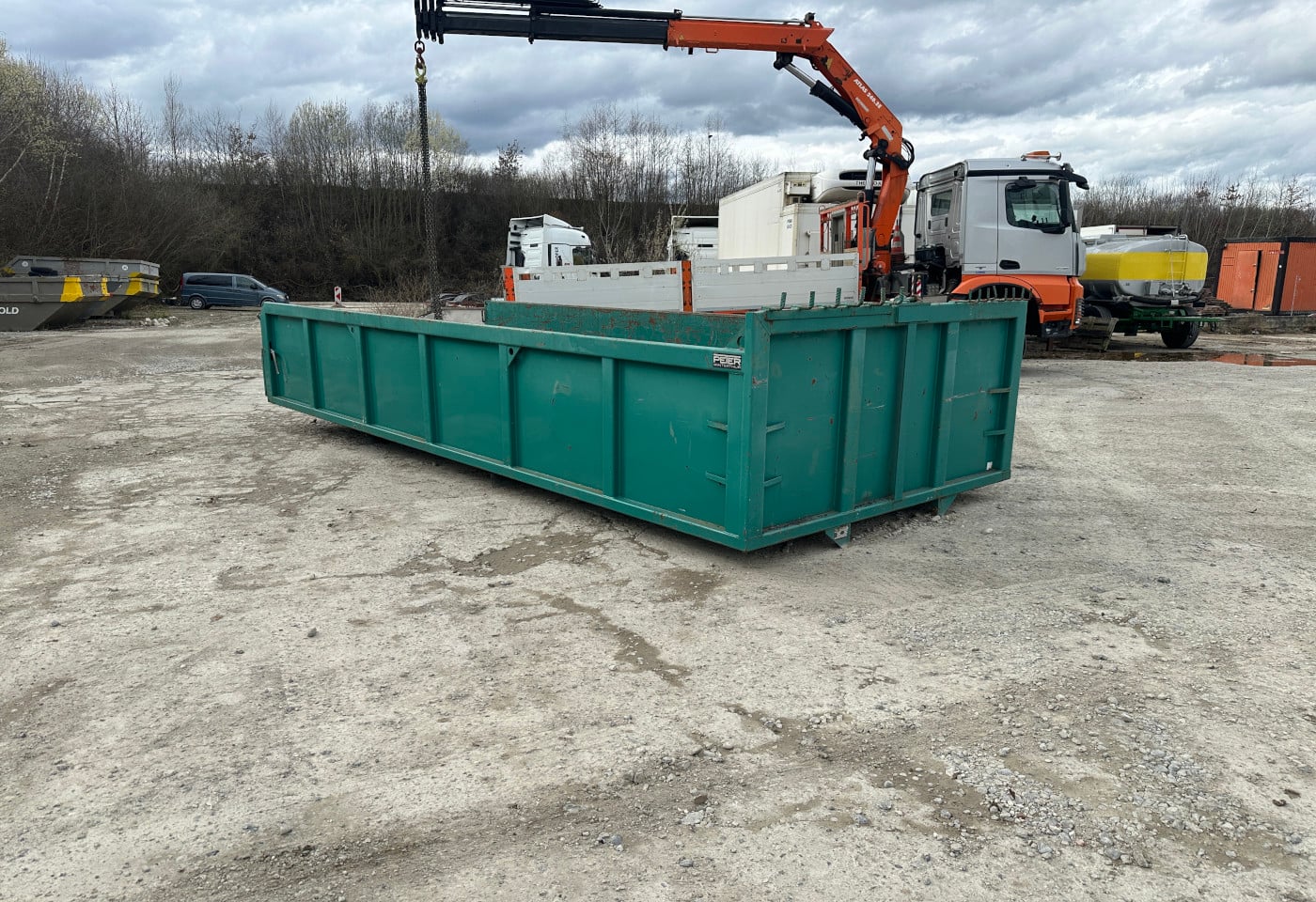 MOTO6625_2848570 vehicle image