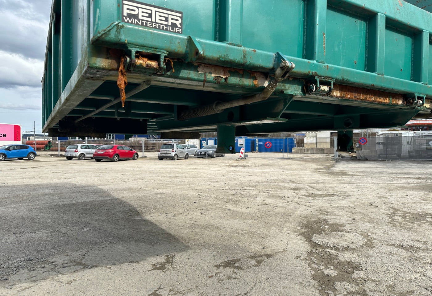 MOTO6625_2848570 vehicle image