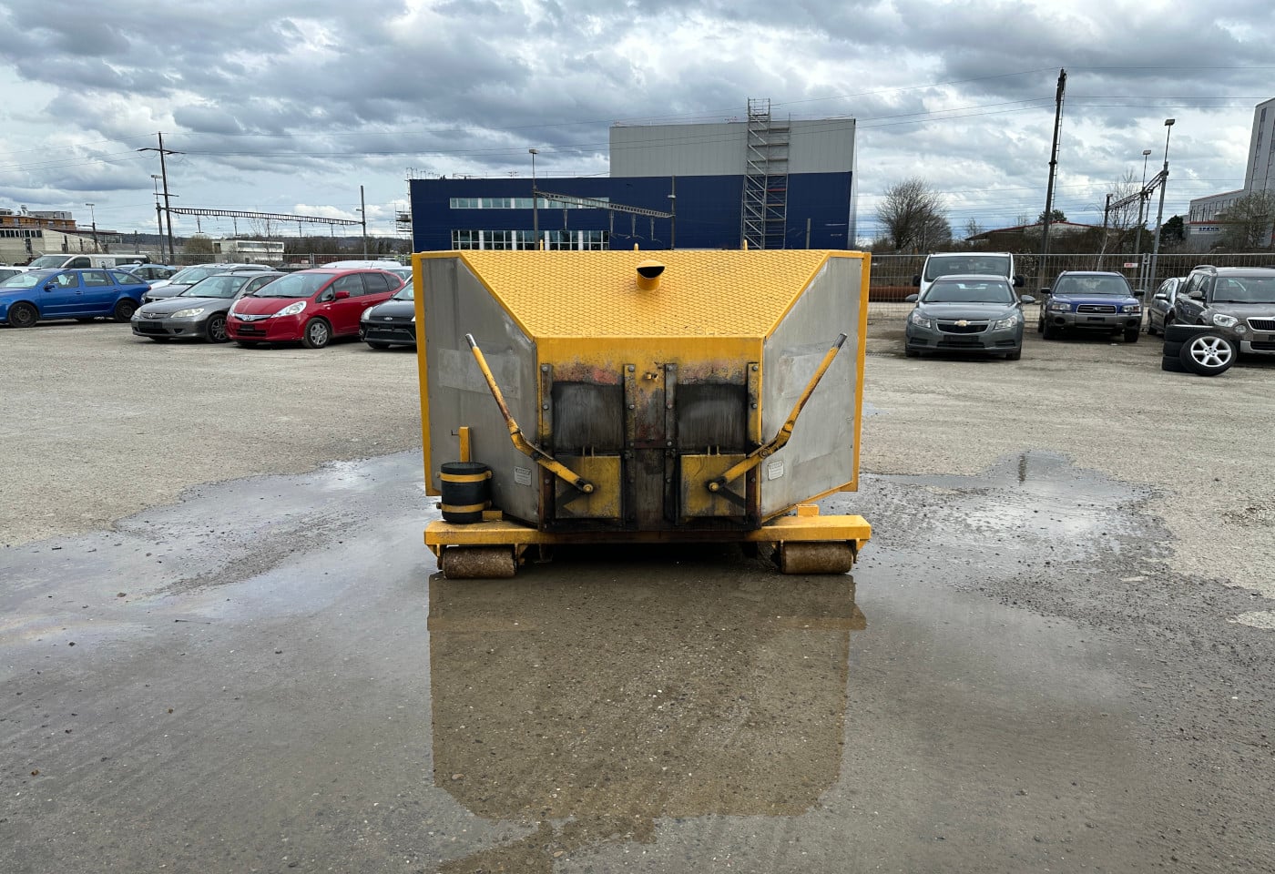 MOTO6625_2847763 vehicle image