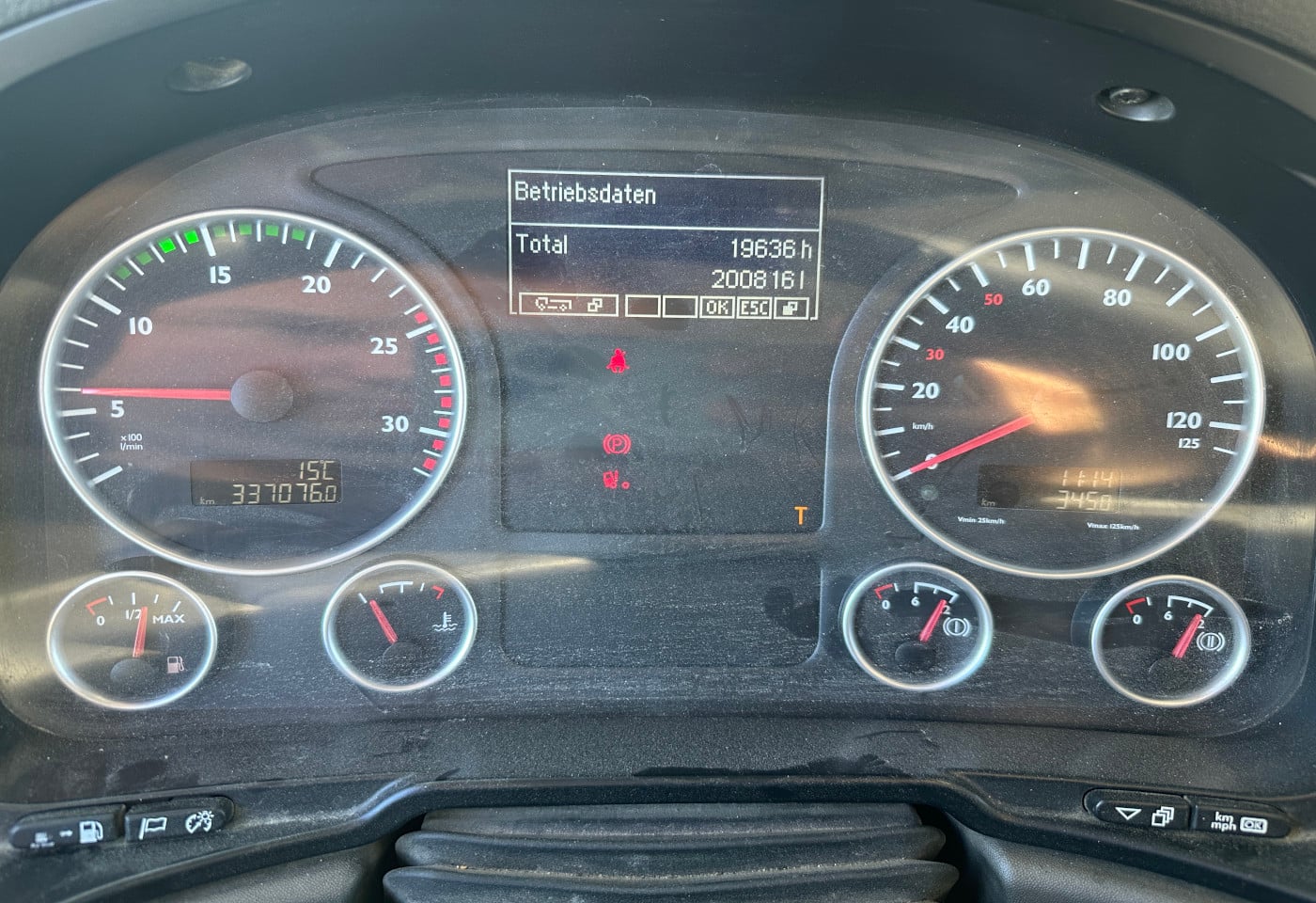 MOTO6625_2849018 vehicle image