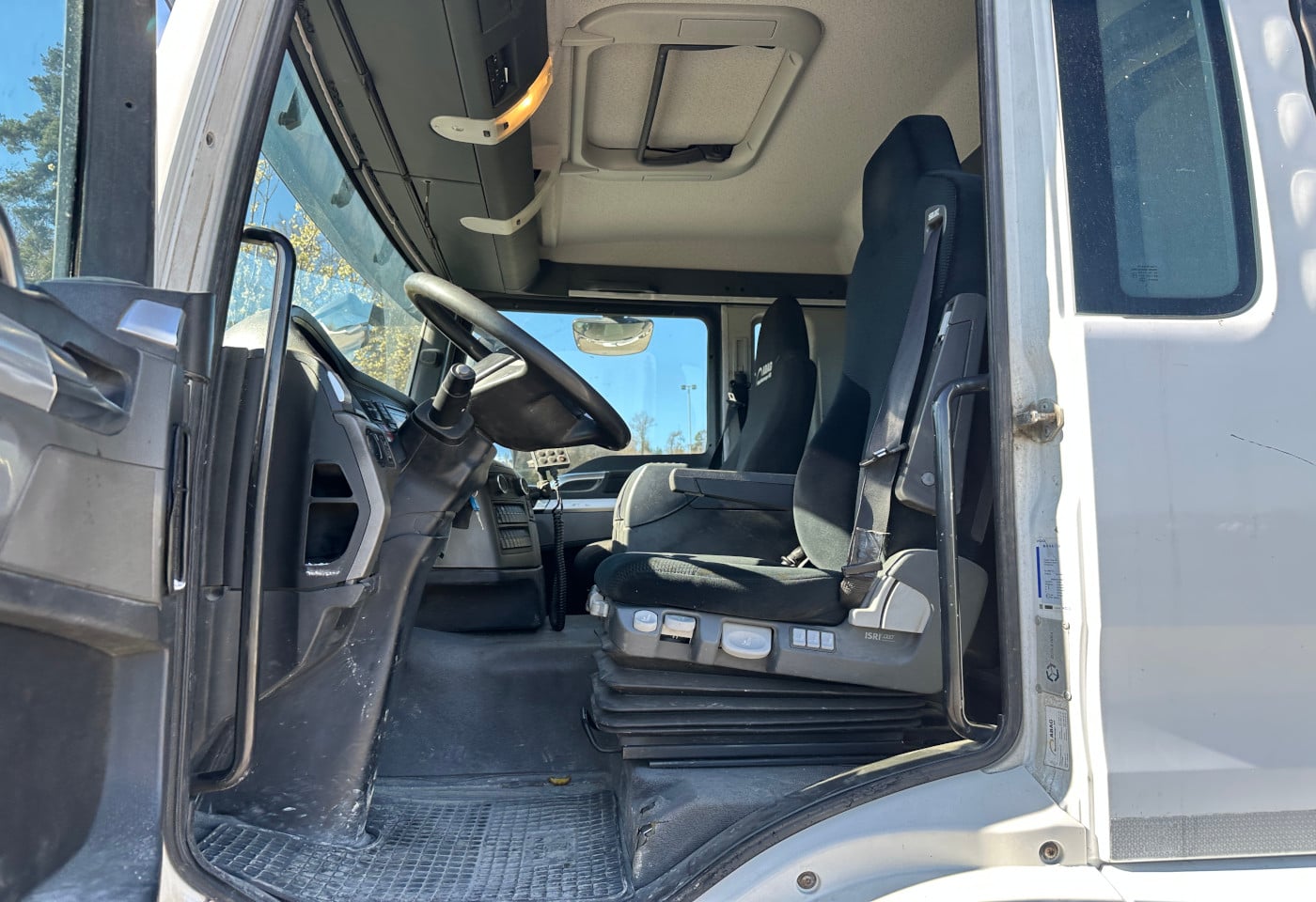 MOTO6625_2849018 vehicle image