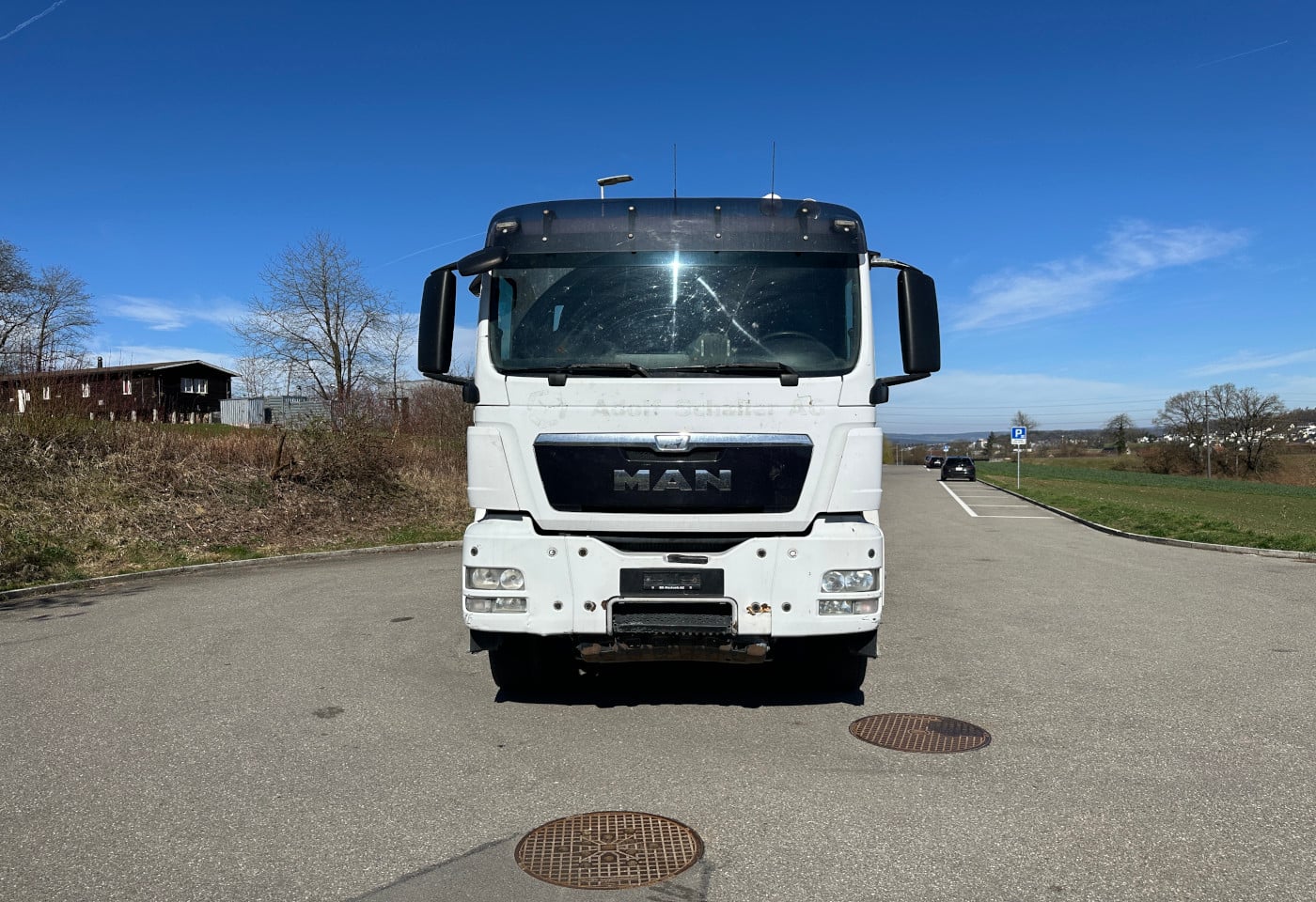 MOTO6625_2849018 vehicle image