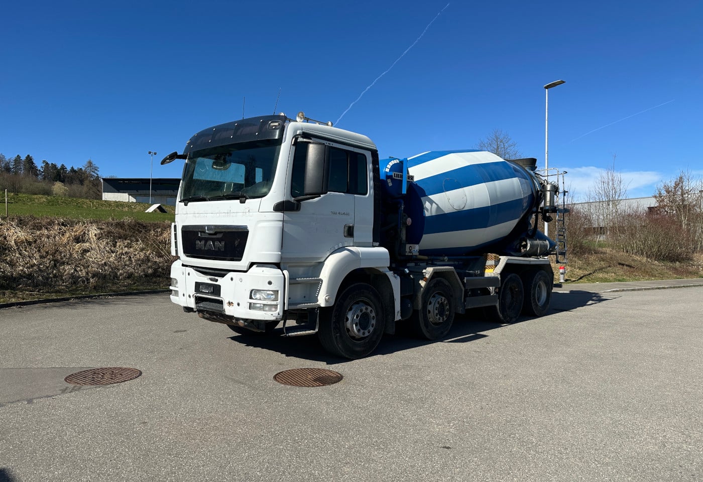 MOTO6625_2849018 vehicle image