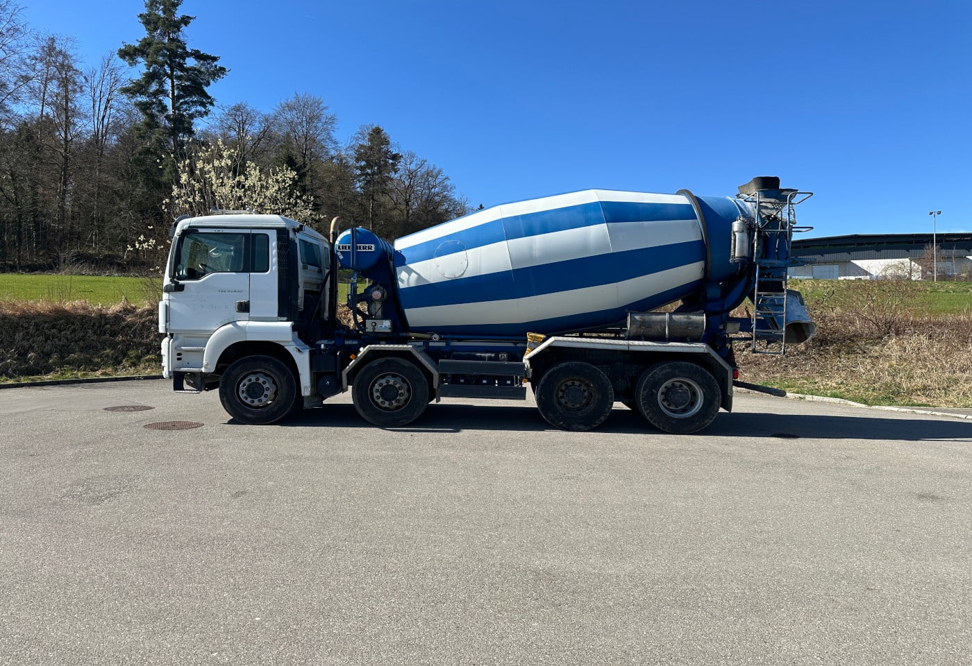 MOTO6625_2849018 vehicle image