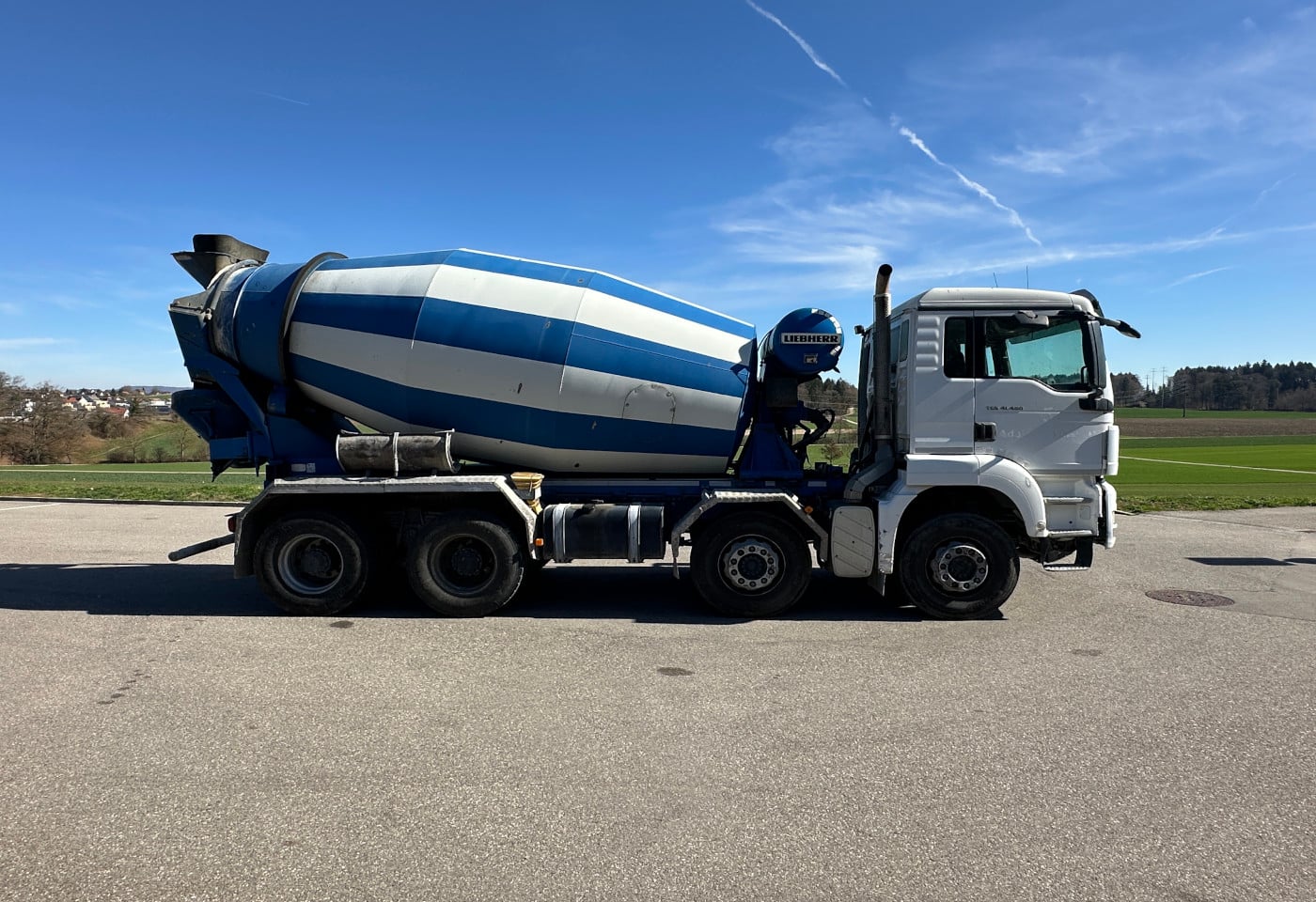 MOTO6625_2849018 vehicle image