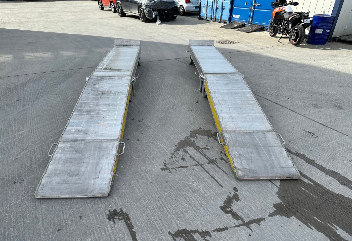 MOTO6625_2851987 vehicle image