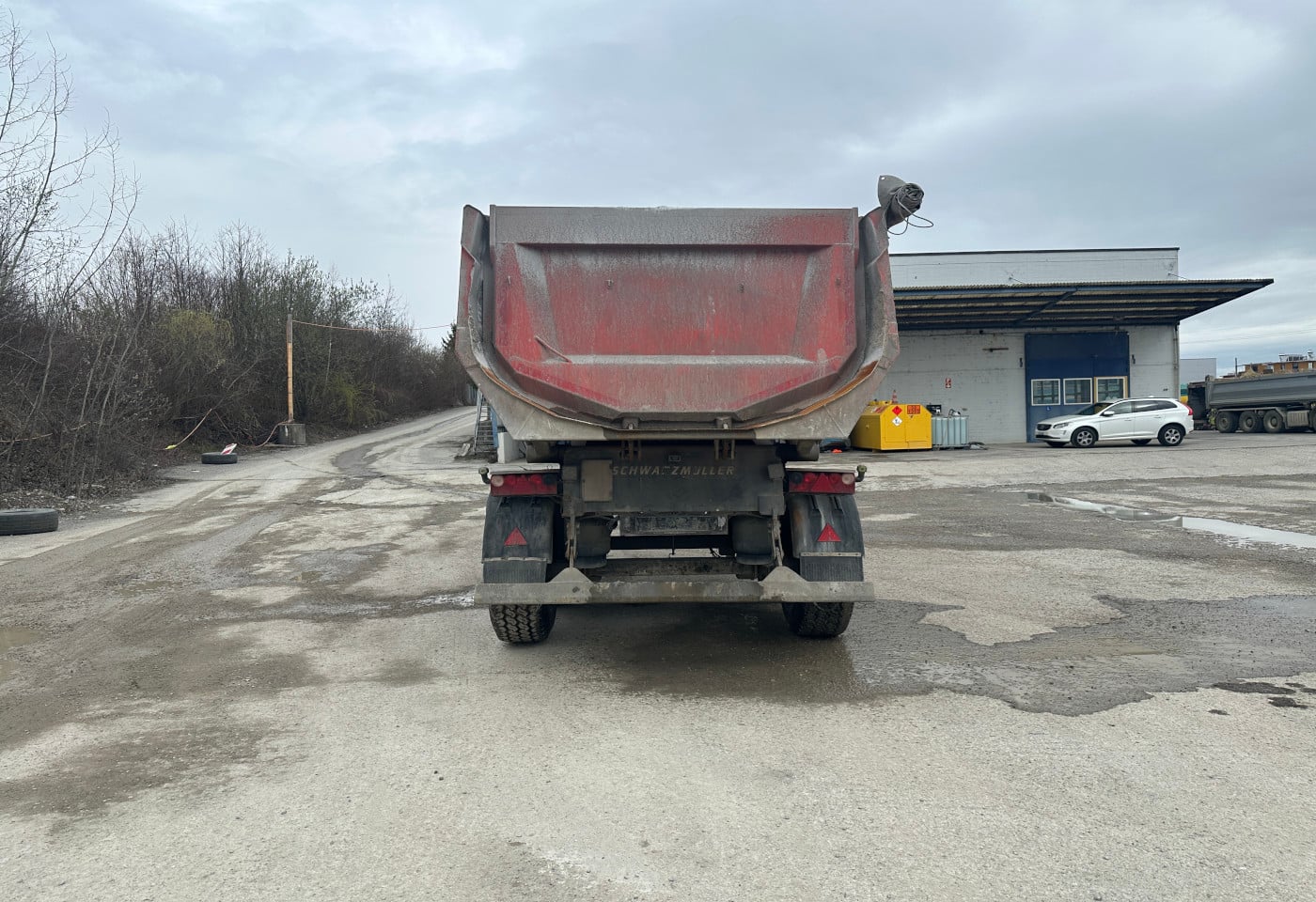 MOTO6625_2853599 vehicle image