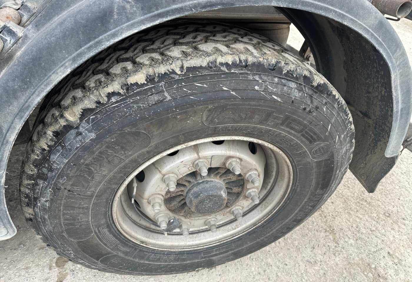 MOTO6625_2853599 vehicle image