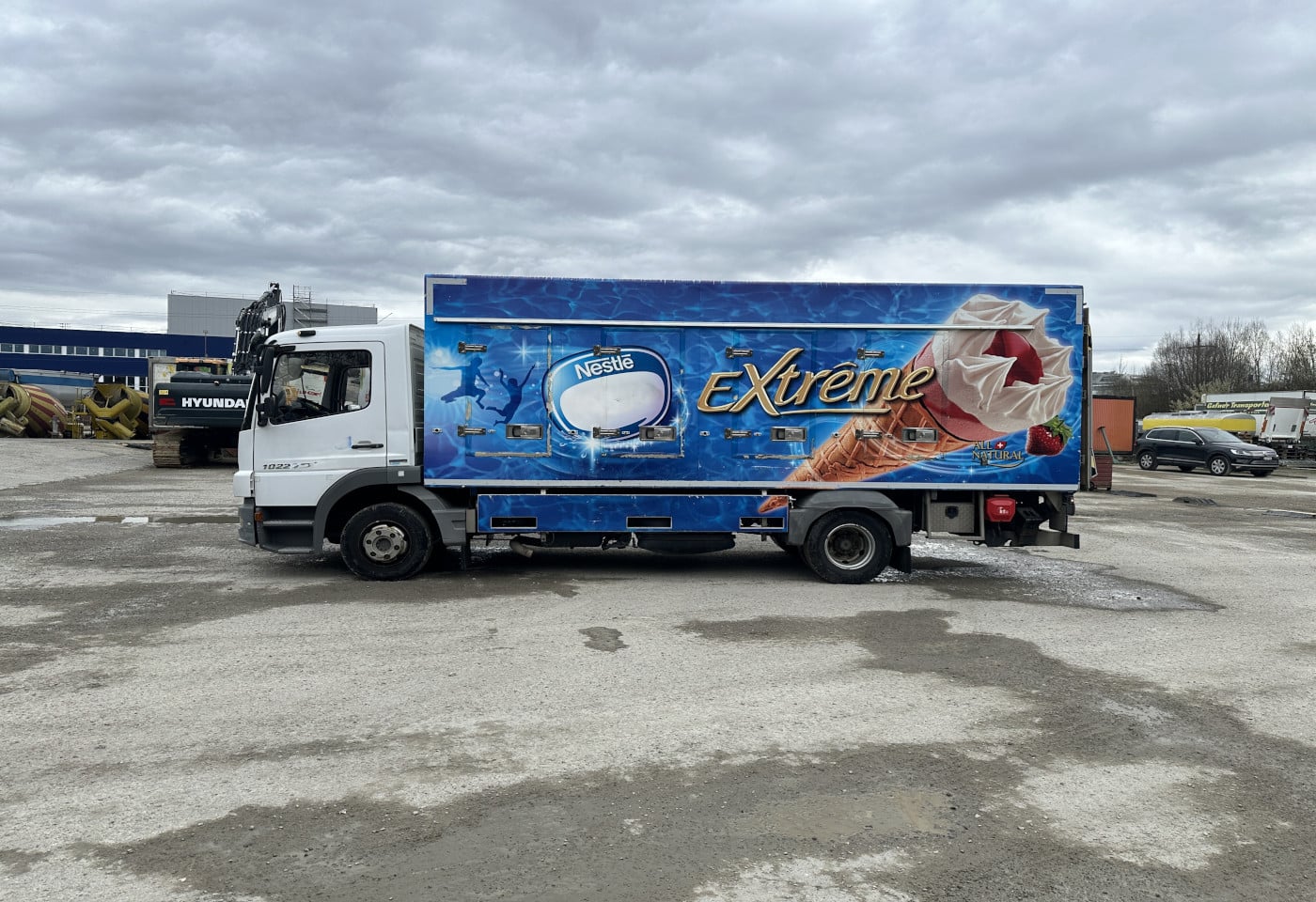 MOTO6625_2853142 vehicle image