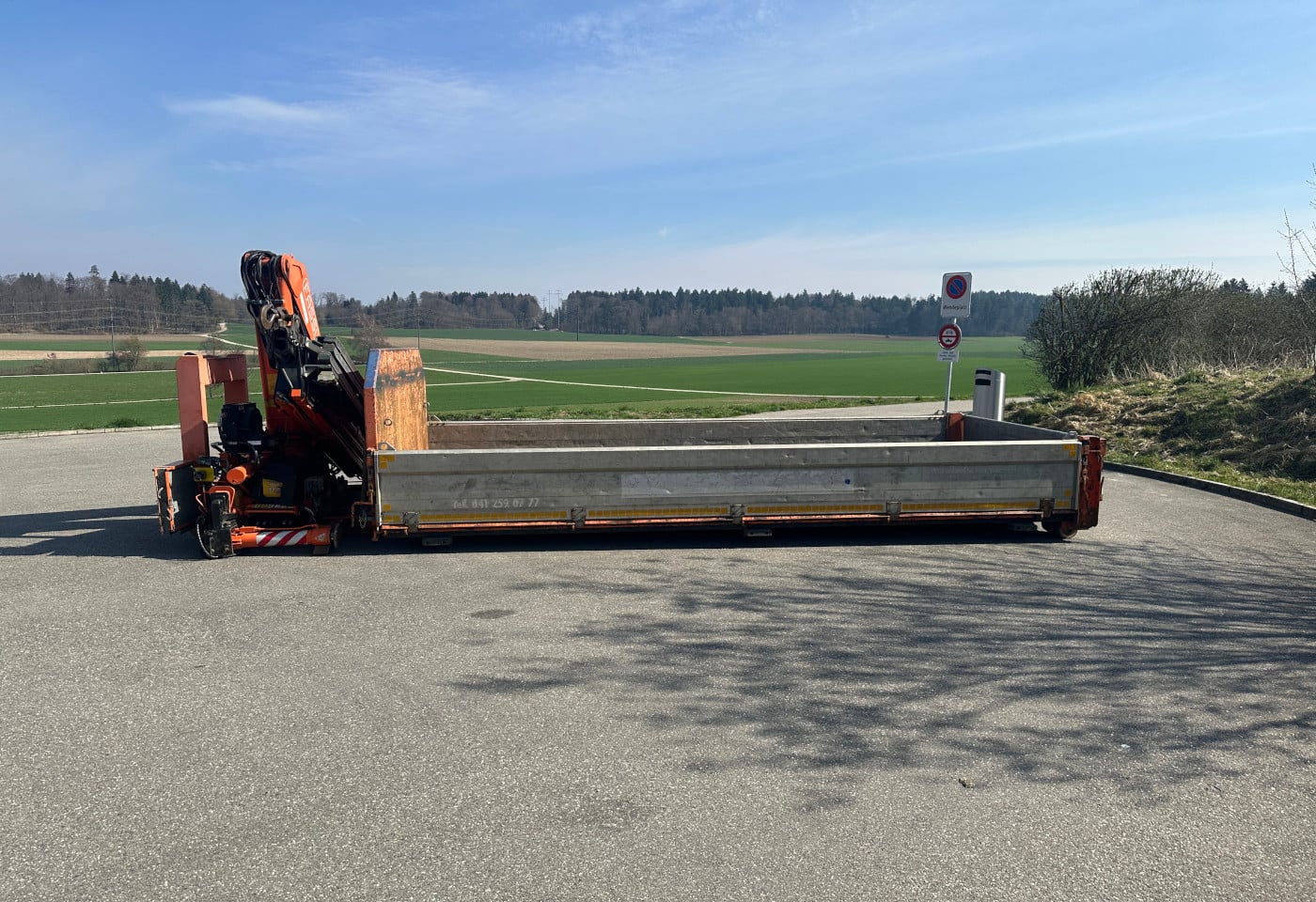 MOTO6625_2855319 vehicle image