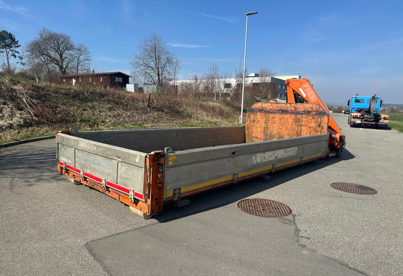 MOTO6625_2855319 vehicle image