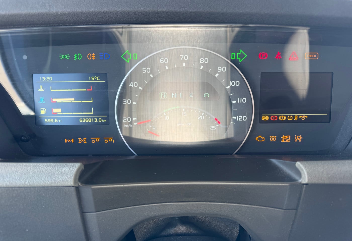 MOTO6625_2878834 vehicle image