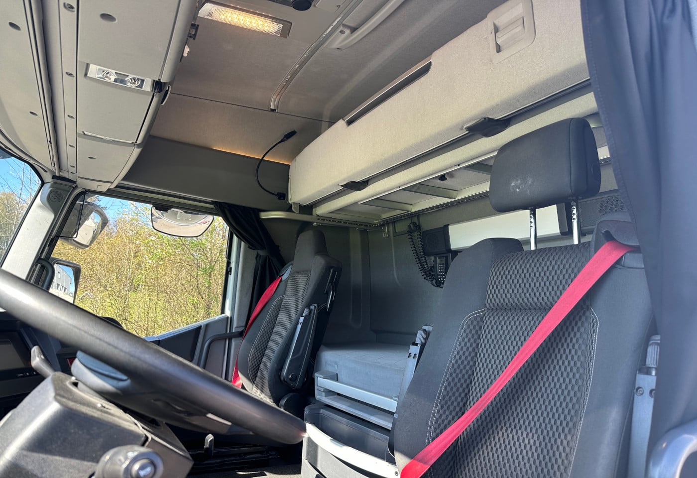 MOTO6625_2877187 vehicle image