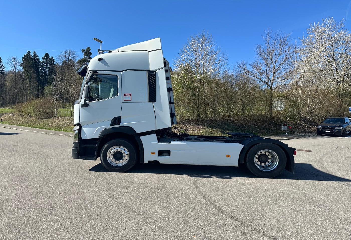 MOTO6625_2877187 vehicle image