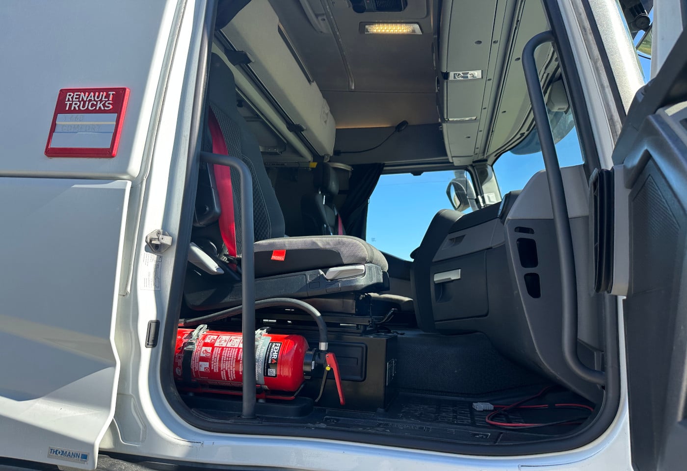 MOTO6625_2877187 vehicle image