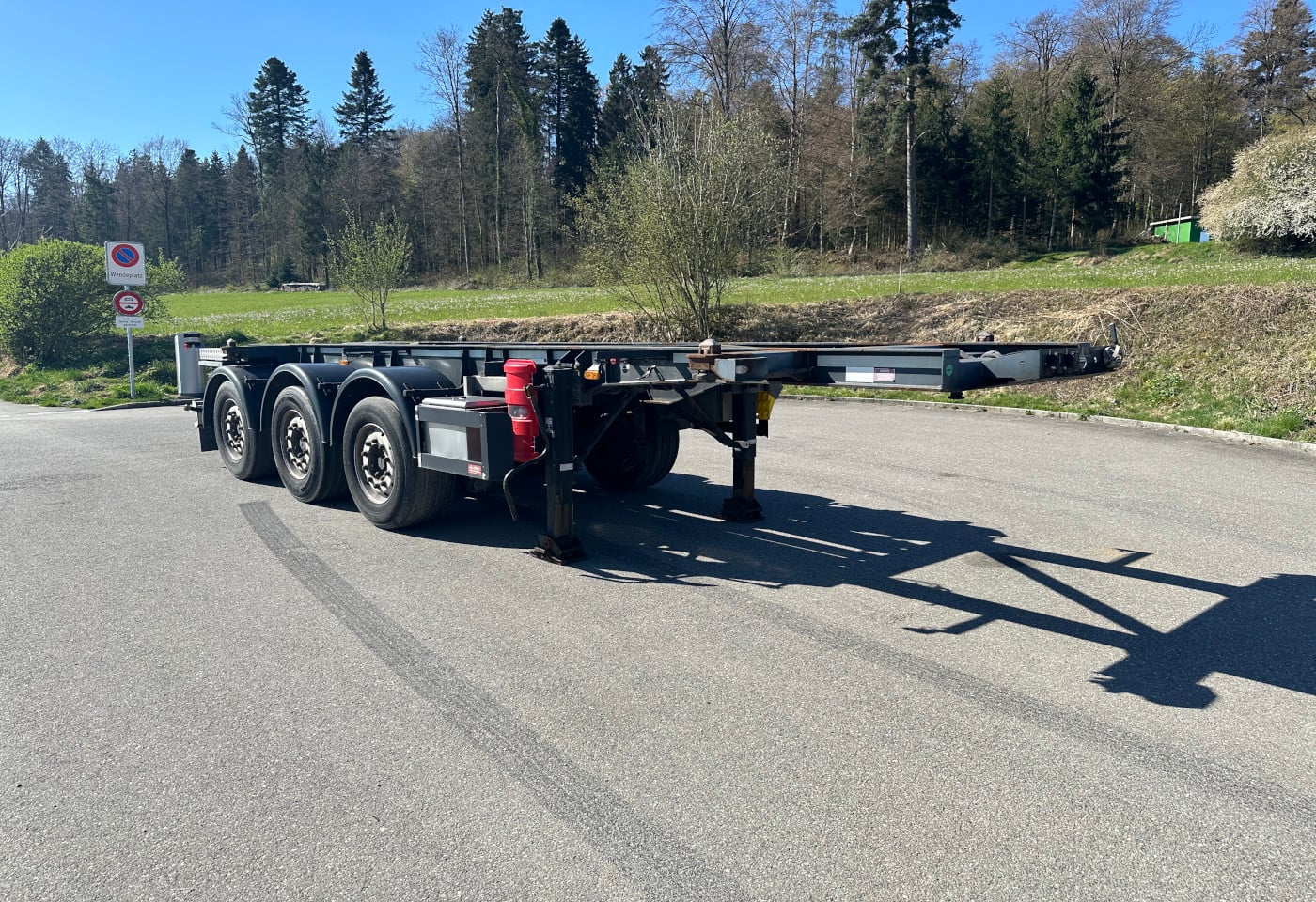 MOTO6625_2877188 vehicle image