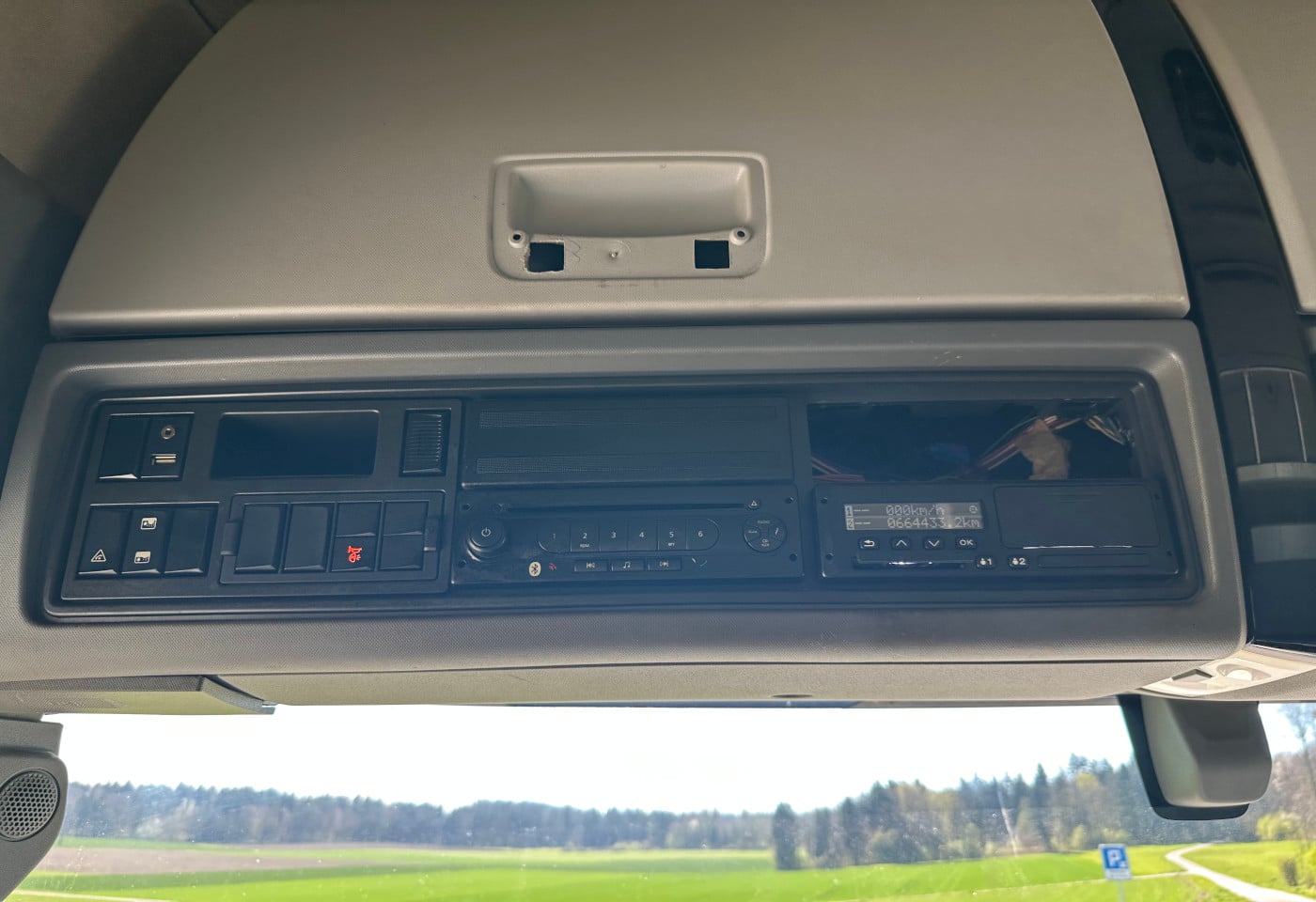 MOTO6625_2877426 vehicle image