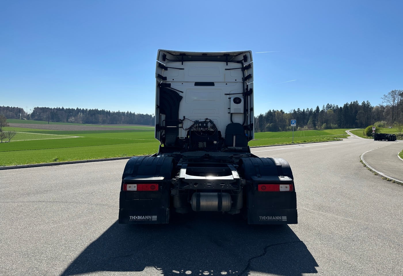 MOTO6625_2877426 vehicle image