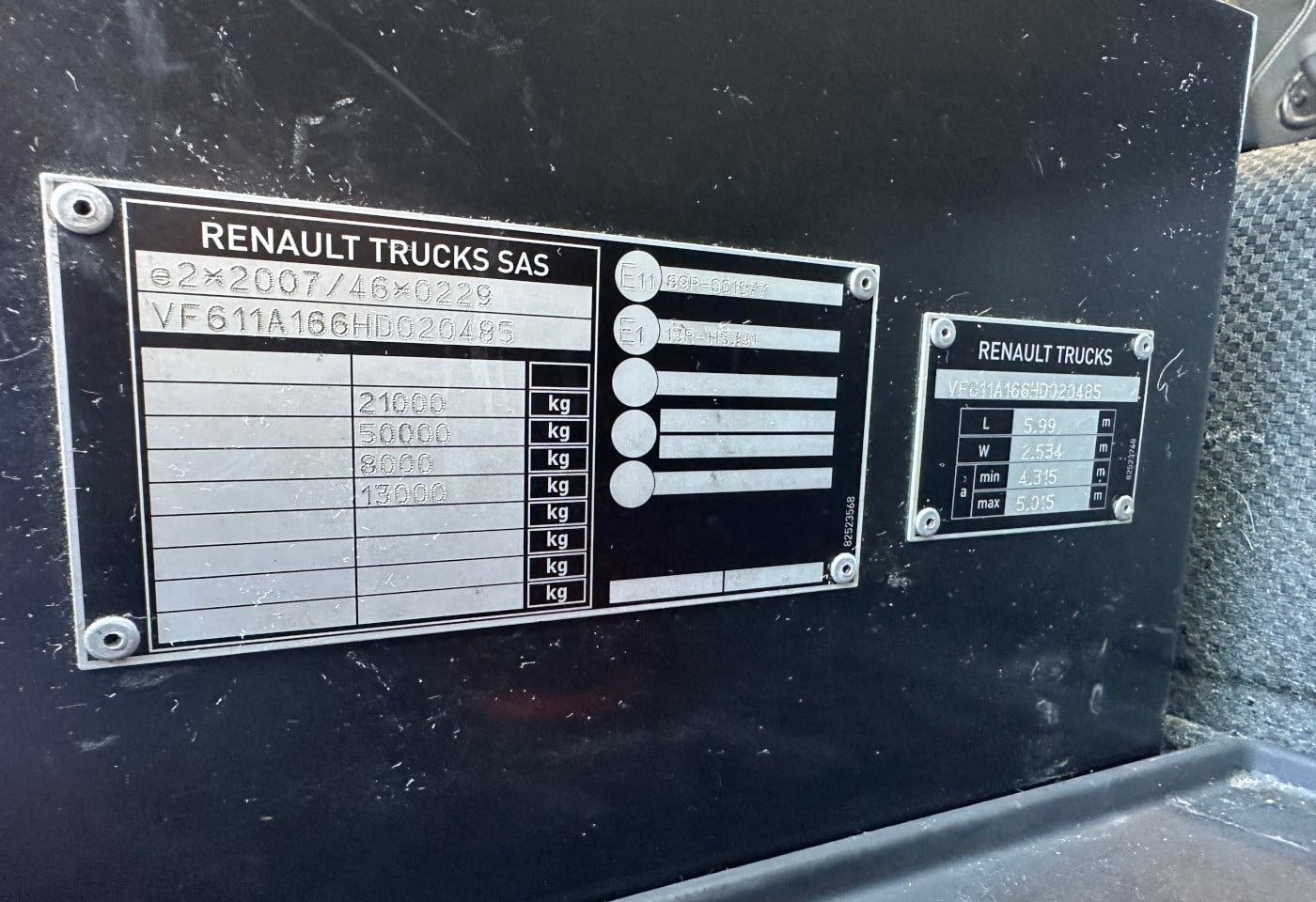 MOTO6625_2877426 vehicle image