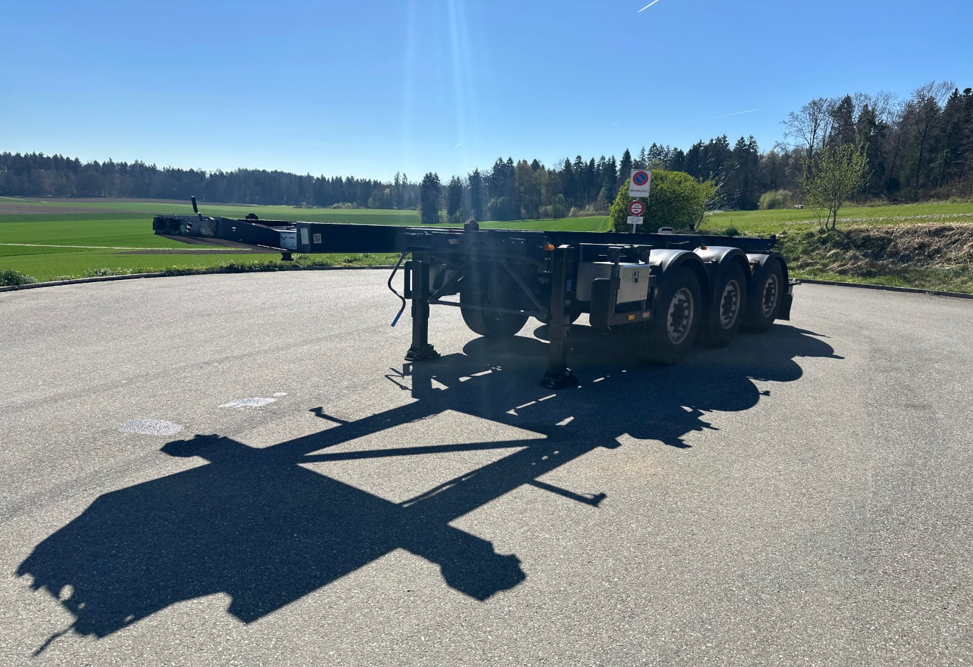 MOTO6625_2877427 vehicle image