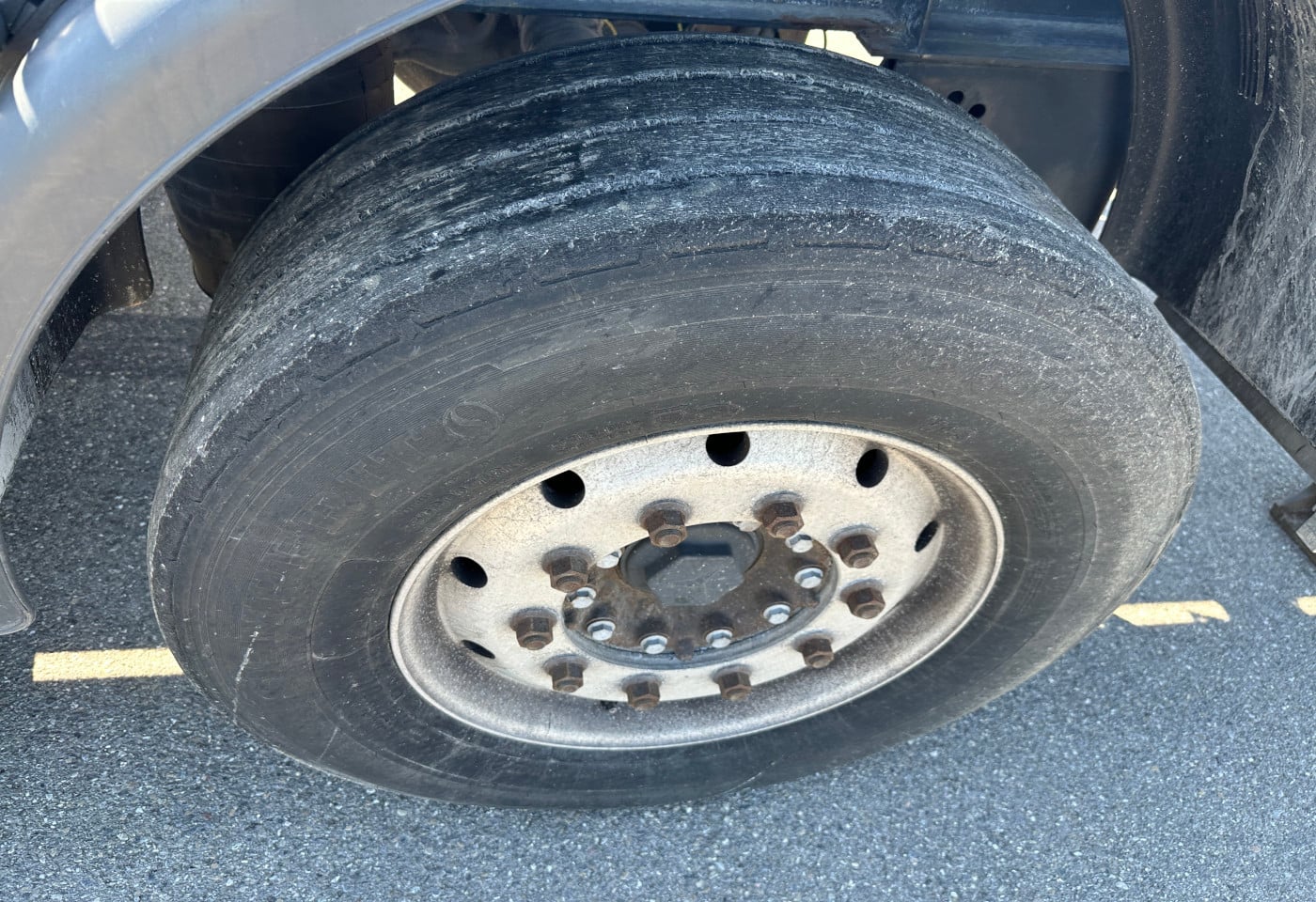 MOTO6625_2877666 vehicle image