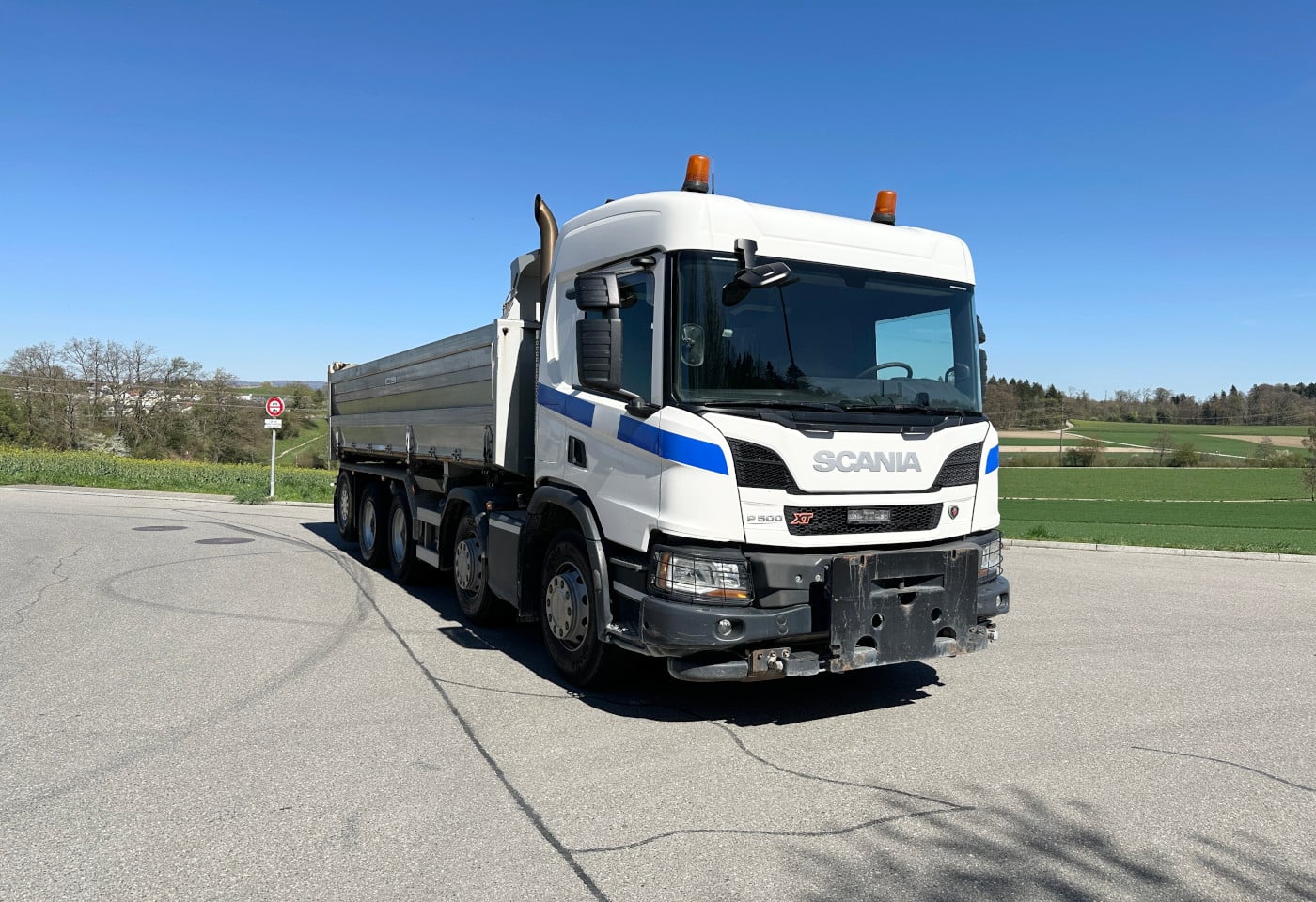 MOTO6625_2880518 vehicle image