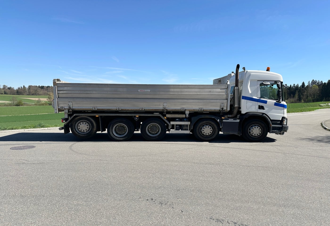 MOTO6625_2880518 vehicle image