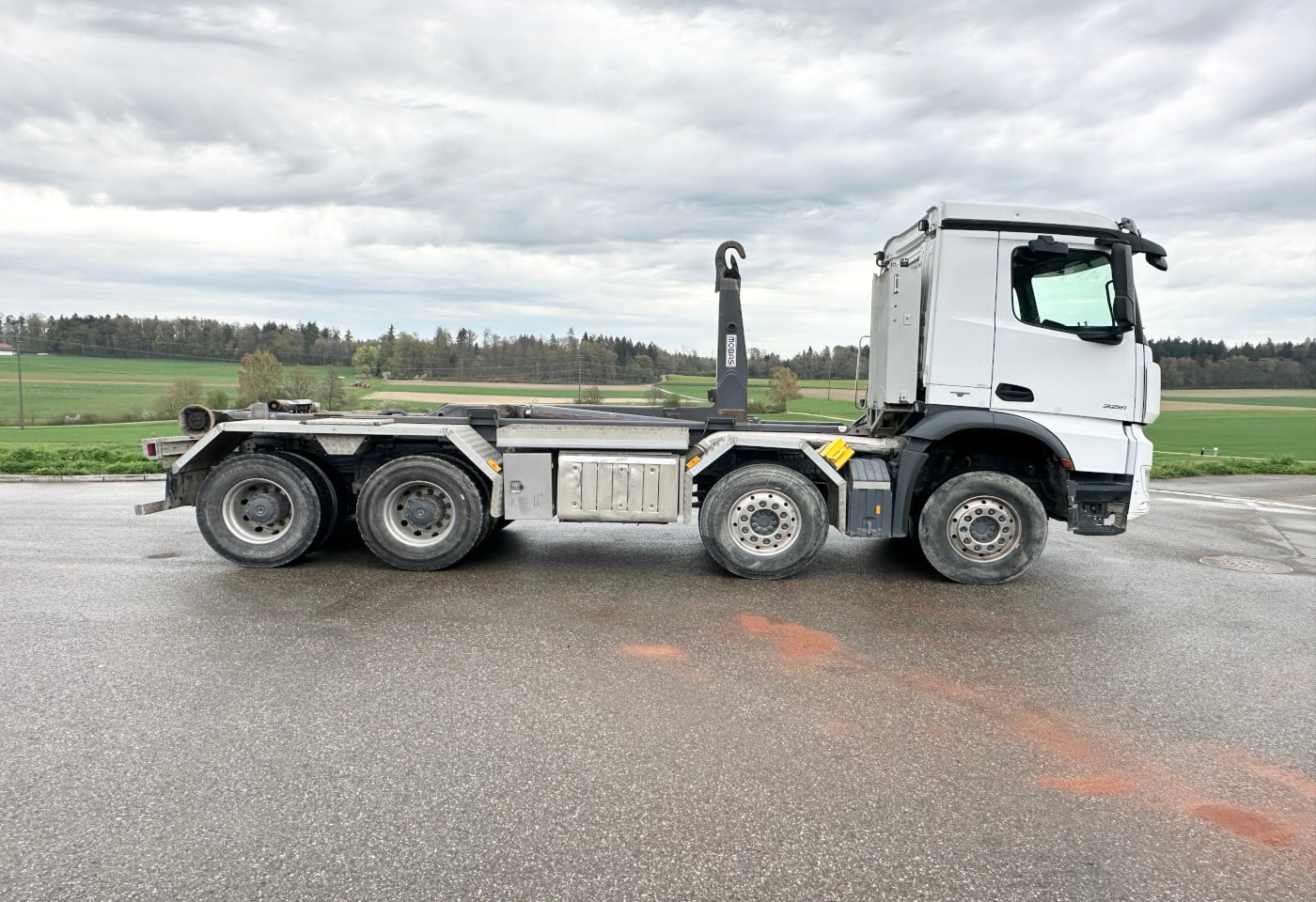 MOTO6625_2880037 vehicle image