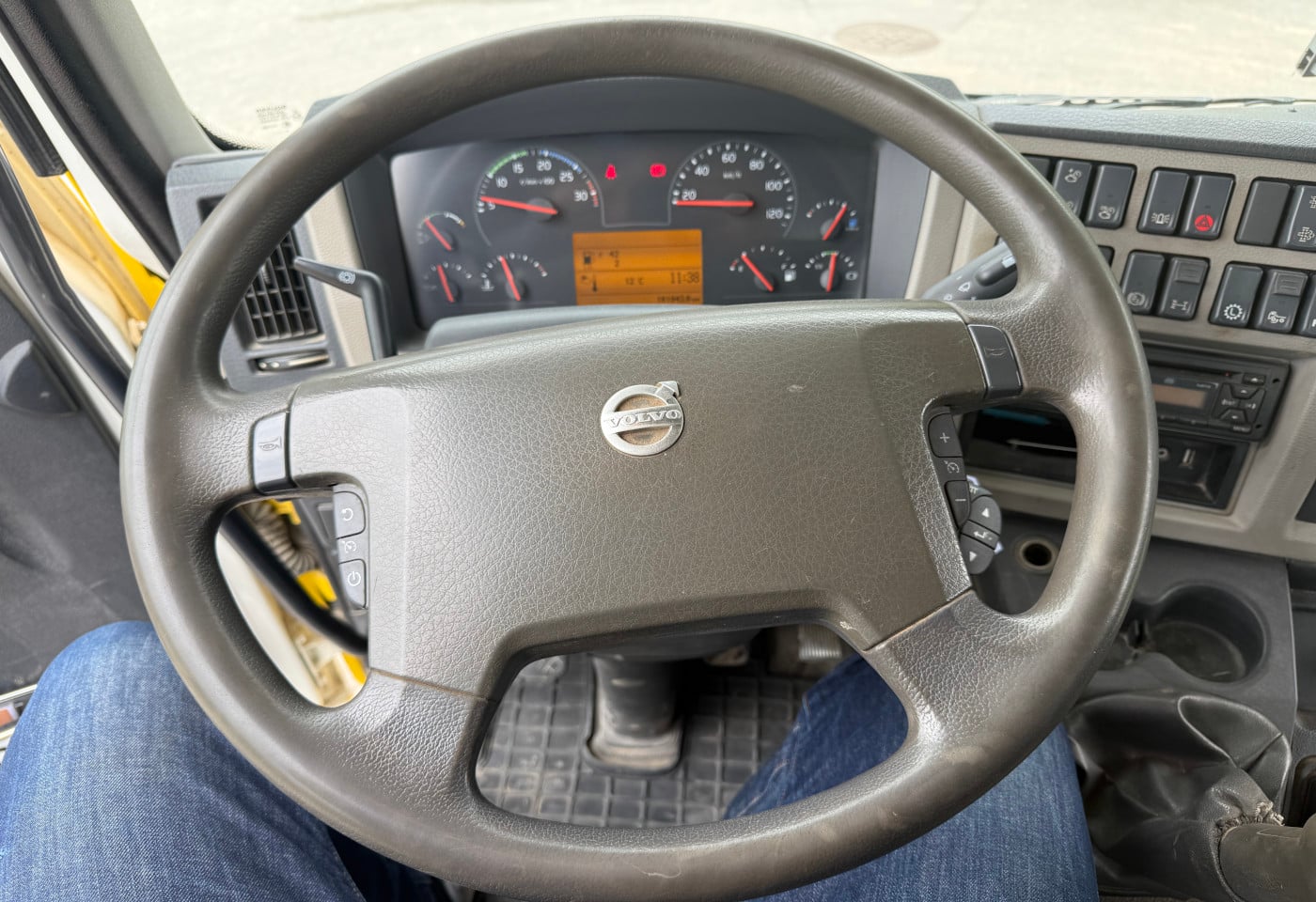 MOTO6625_2885162 vehicle image