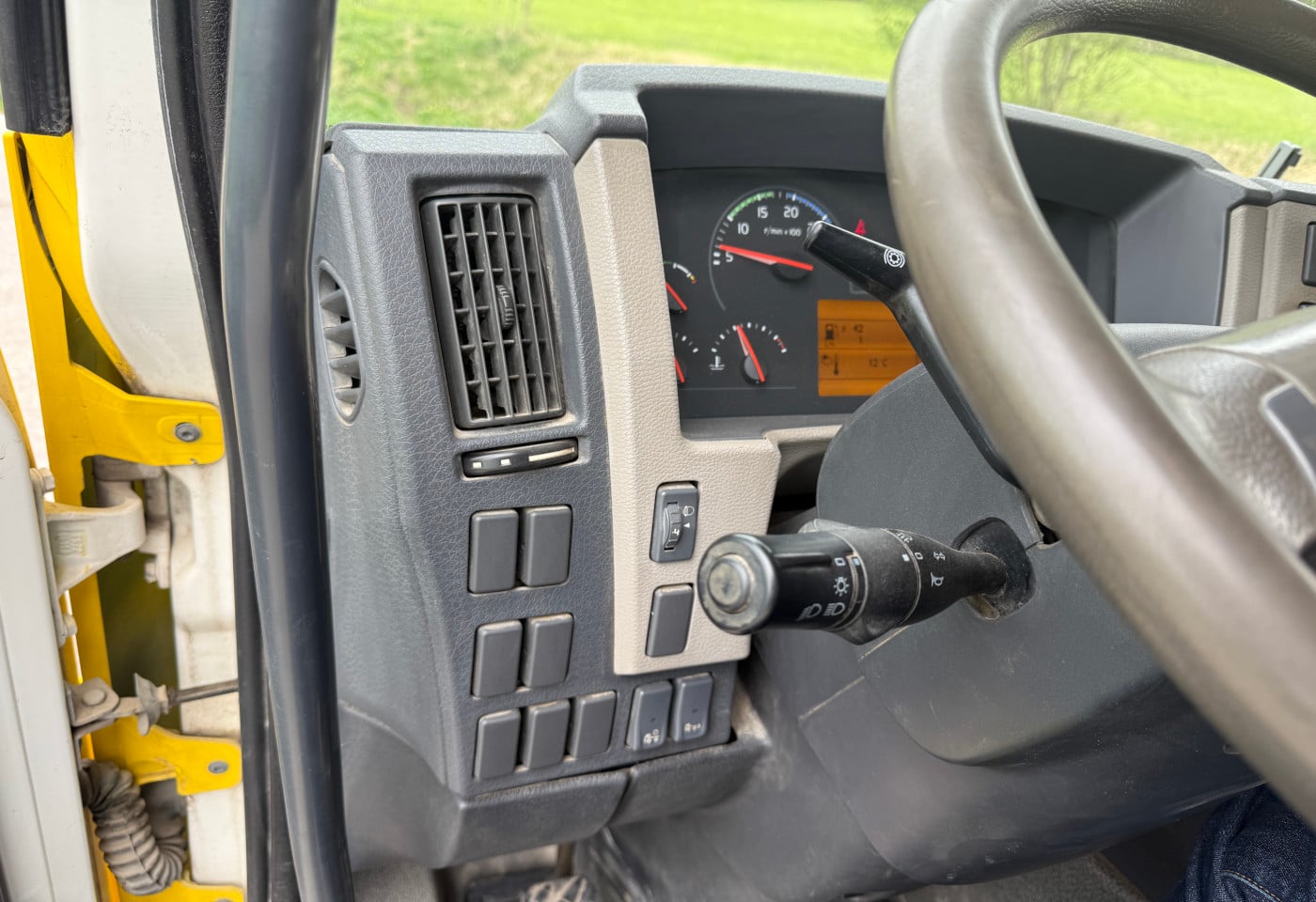 MOTO6625_2885162 vehicle image