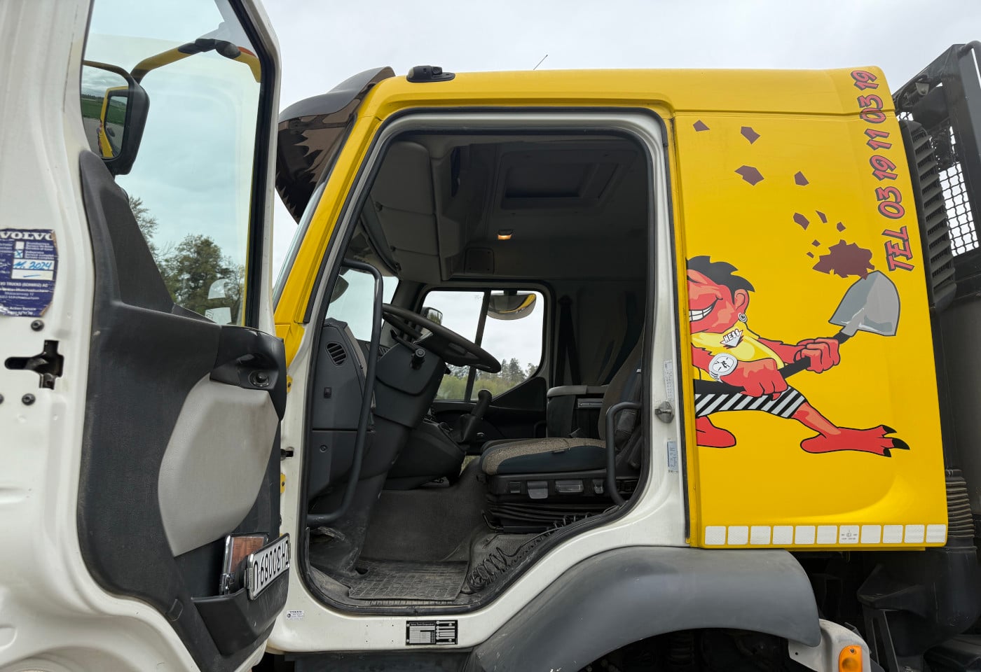 MOTO6625_2885162 vehicle image