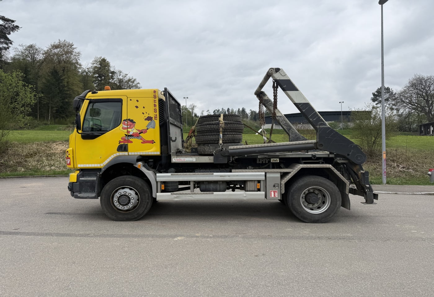 MOTO6625_2885162 vehicle image