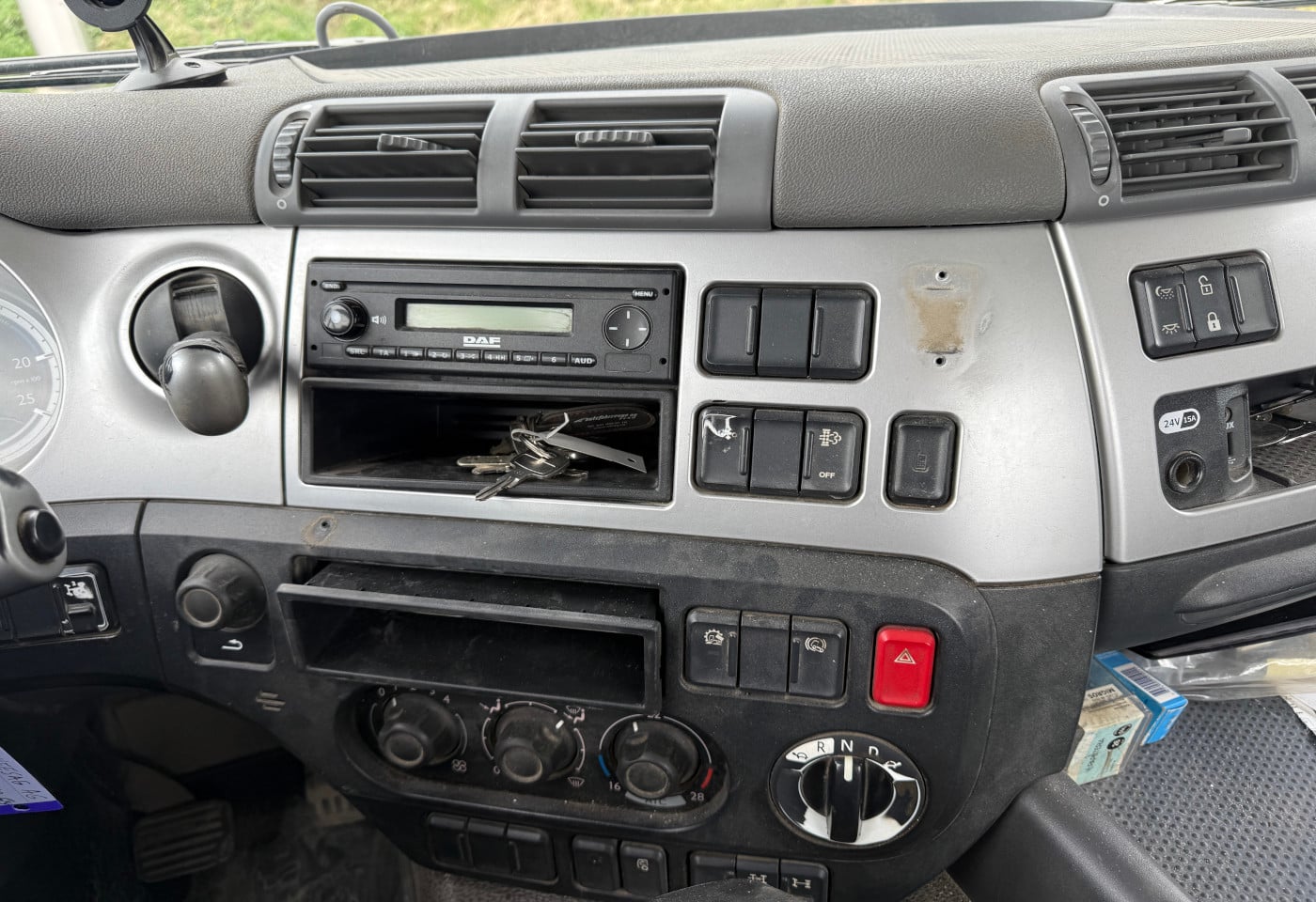 MOTO6625_2886366 vehicle image