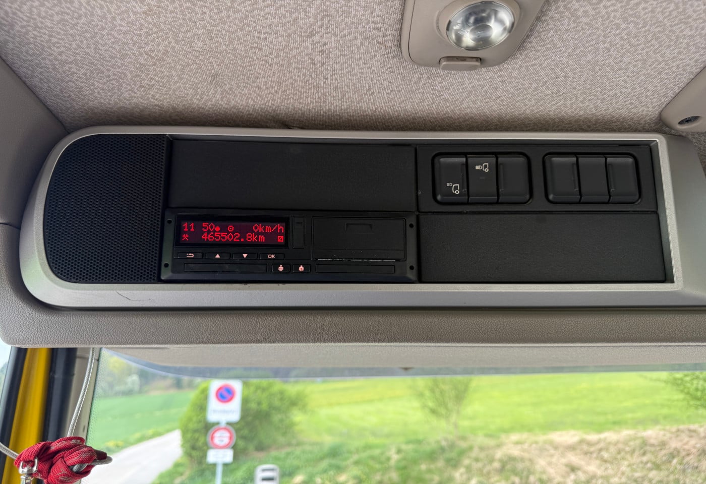 MOTO6625_2886366 vehicle image