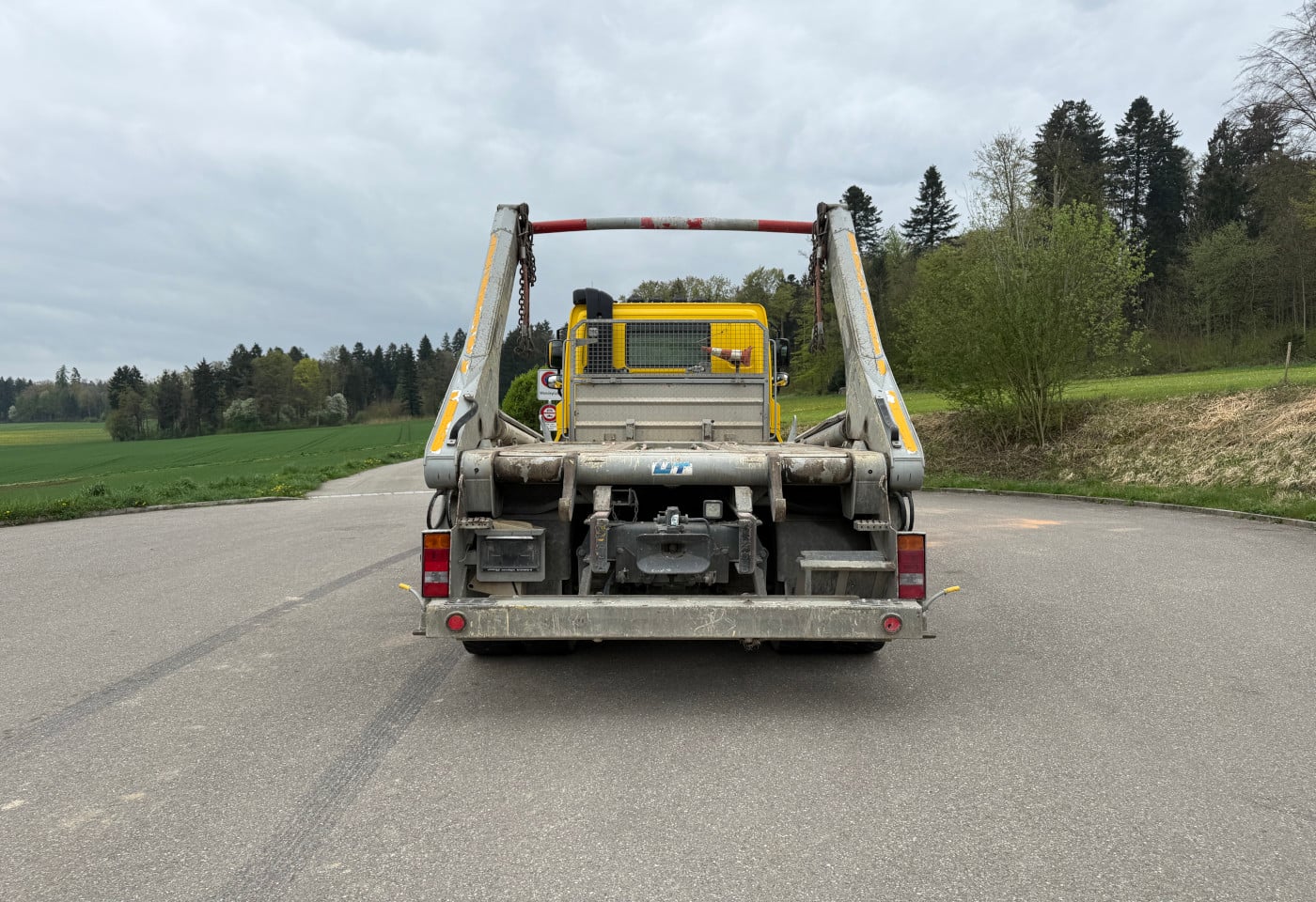 MOTO6625_2886366 vehicle image